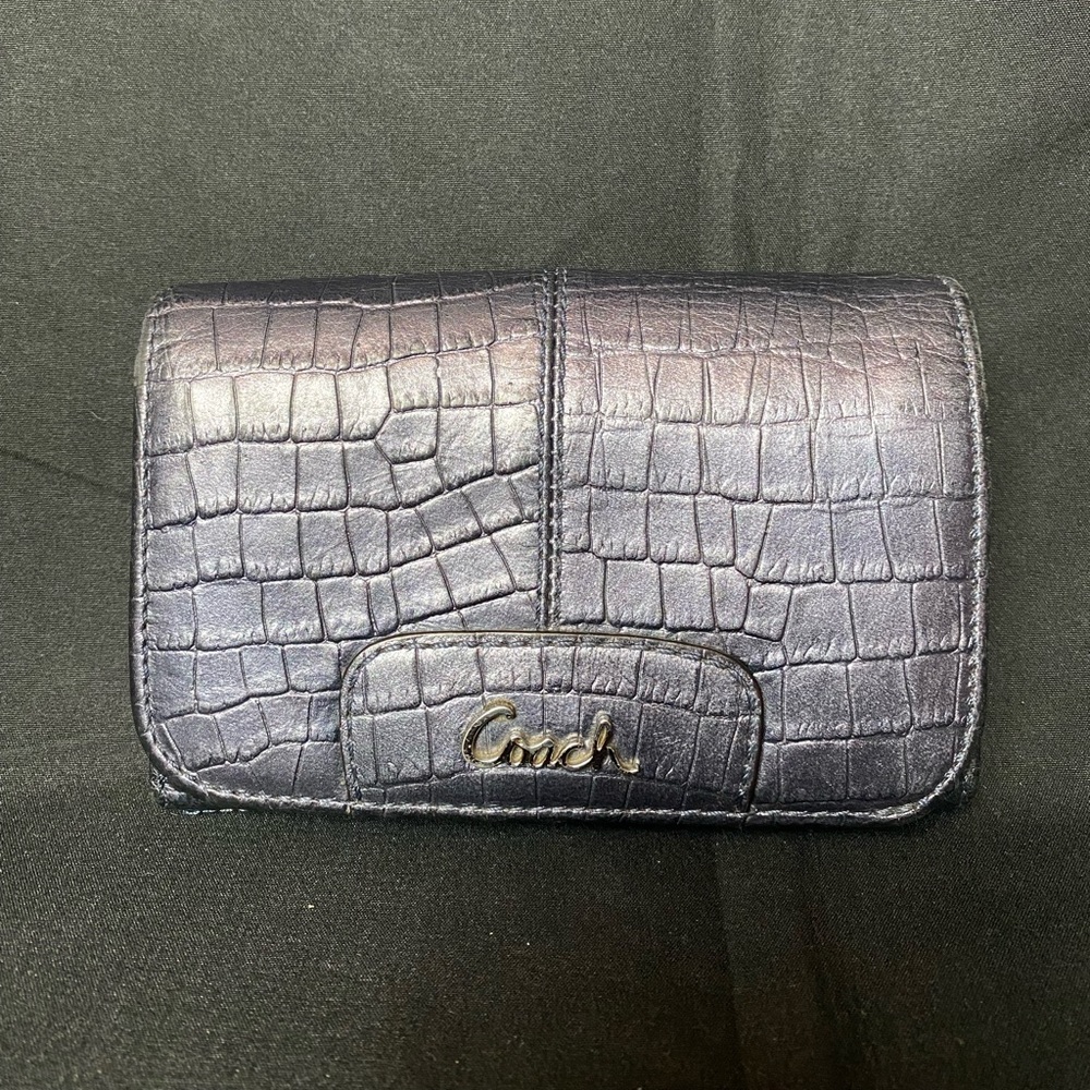 Coach Gray Leather Crocodile Embossed Wallet •••RARE HARD TO FIND•••